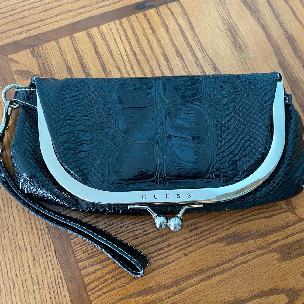 Guess Clutch night out Purse Black